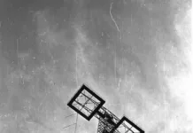 The cyclist, the sheet of corrugated iron and the cavity magnetron