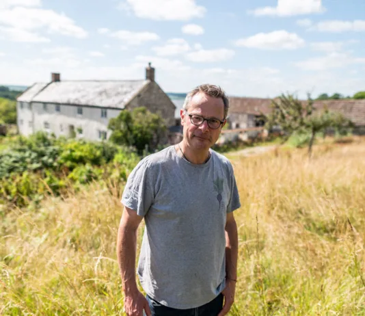 Hugh Fearnley-Whittingstall and his fishing lure habit | The Random 19